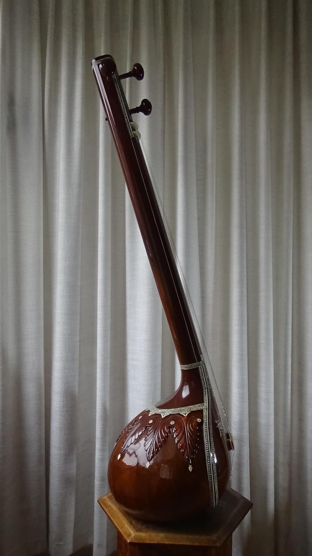 Tanpura 3 Toss Levy